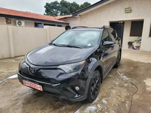 Toyota RAV4 Adventure 4dr SUV AWD (2.5L 4cyl 6A) 2018 Black