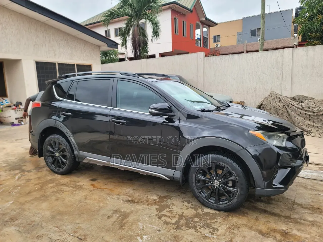 Toyota RAV4 Adventure 4dr SUV AWD (2.5L 4cyl 6A) 2018 Black