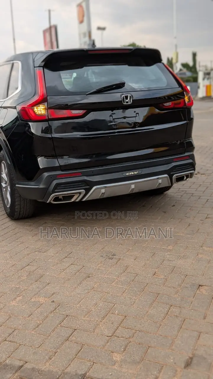 Honda CR-V EX 2WD w/o BSI 2024 Black