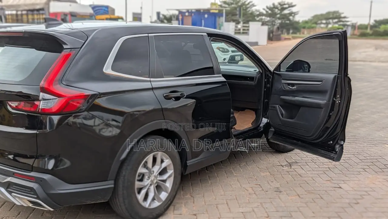 Honda CR-V EX 2WD w/o BSI 2024 Black