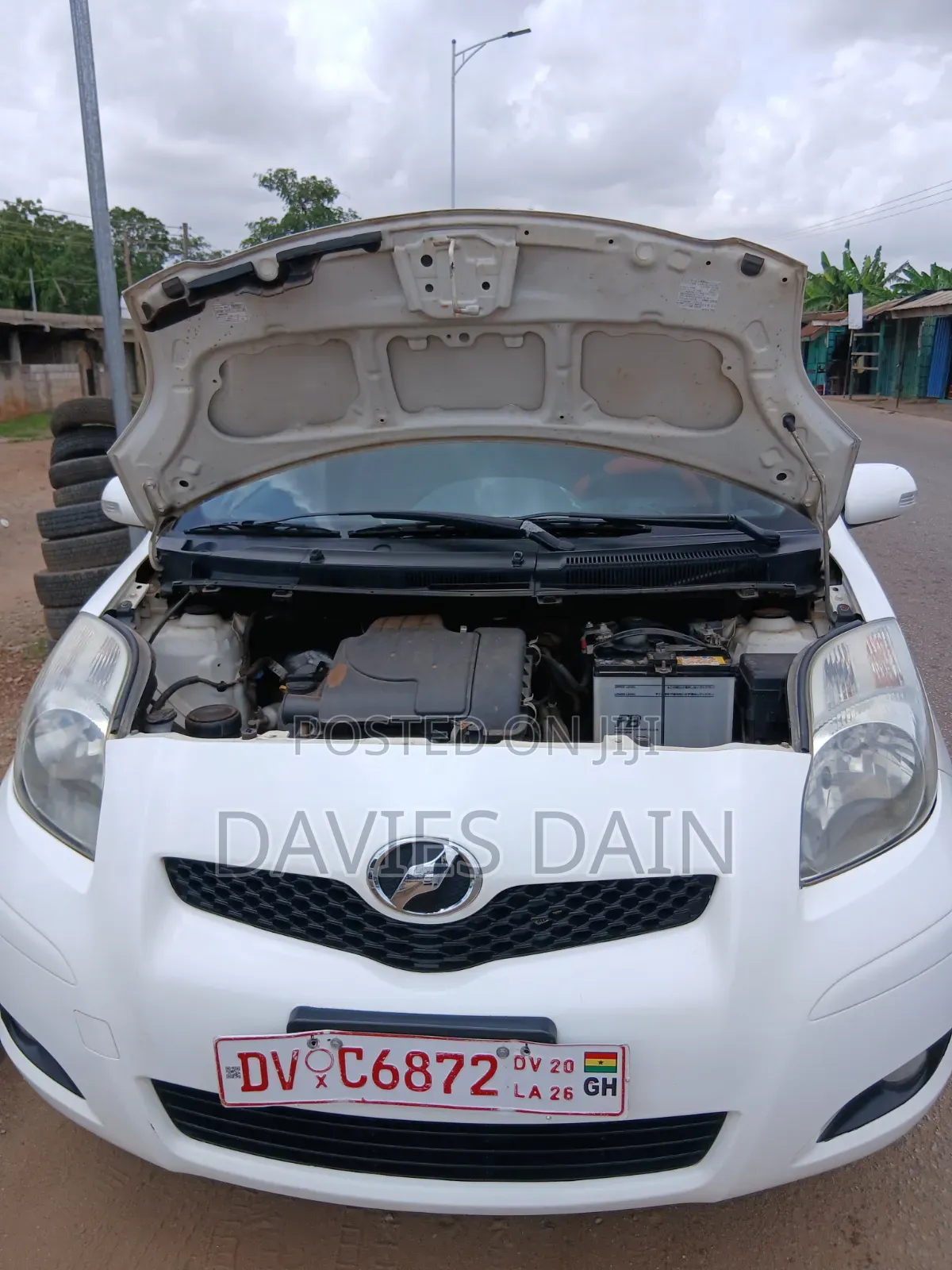 Toyota Vitz 1.0 FWD 3dr 2010 White
