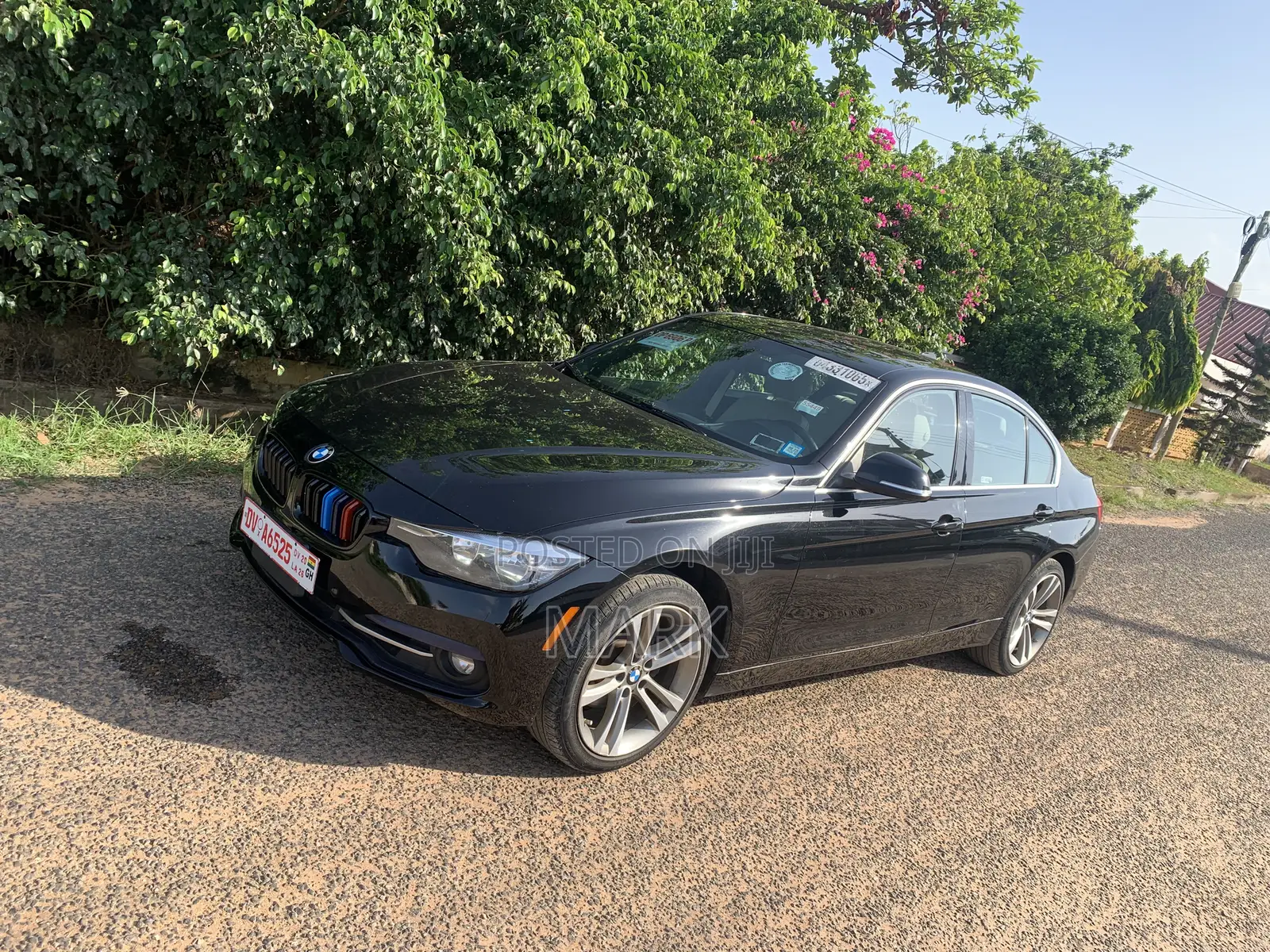 BMW 330i 2017 Black