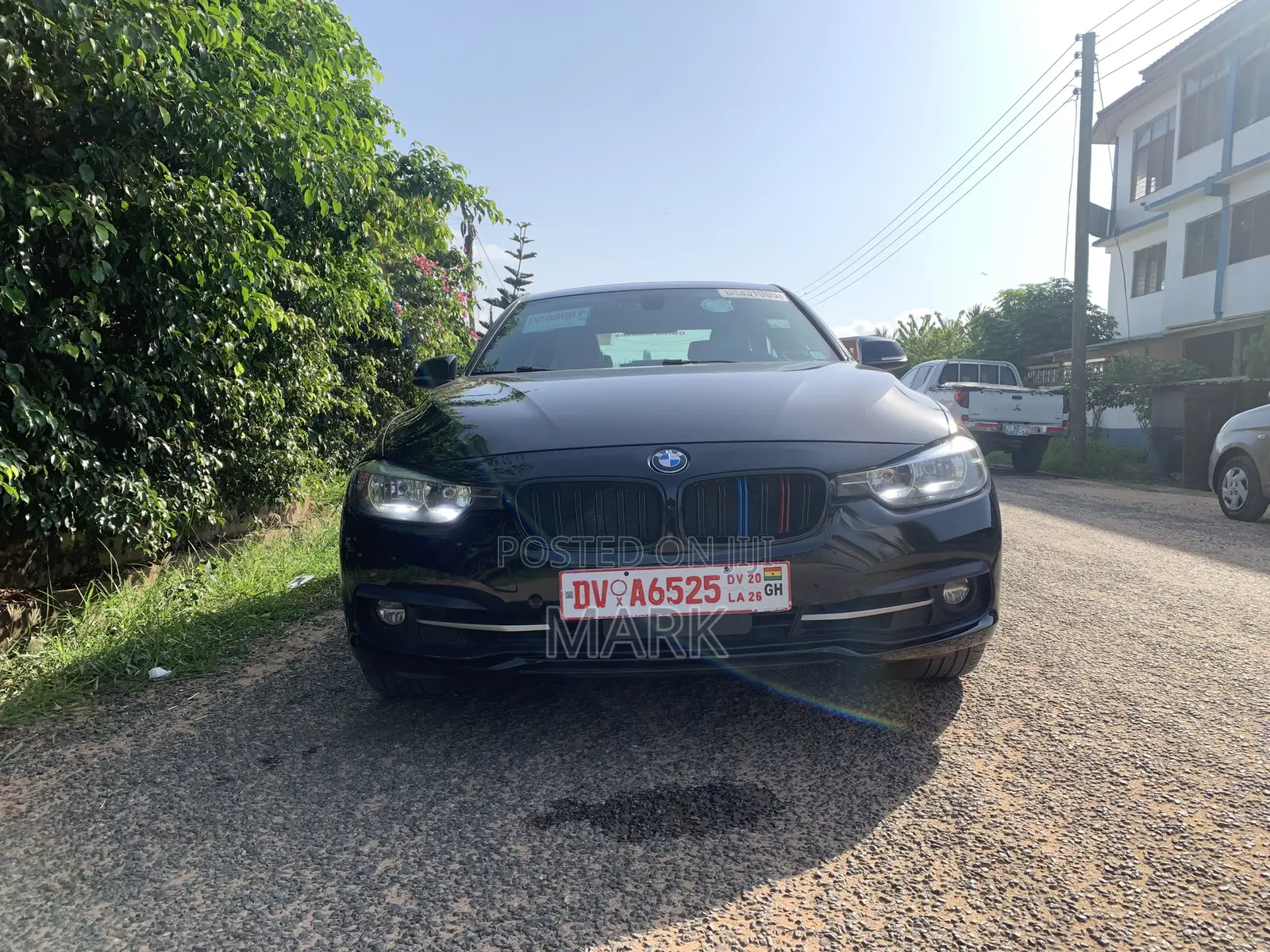 BMW 330i 2017 Black