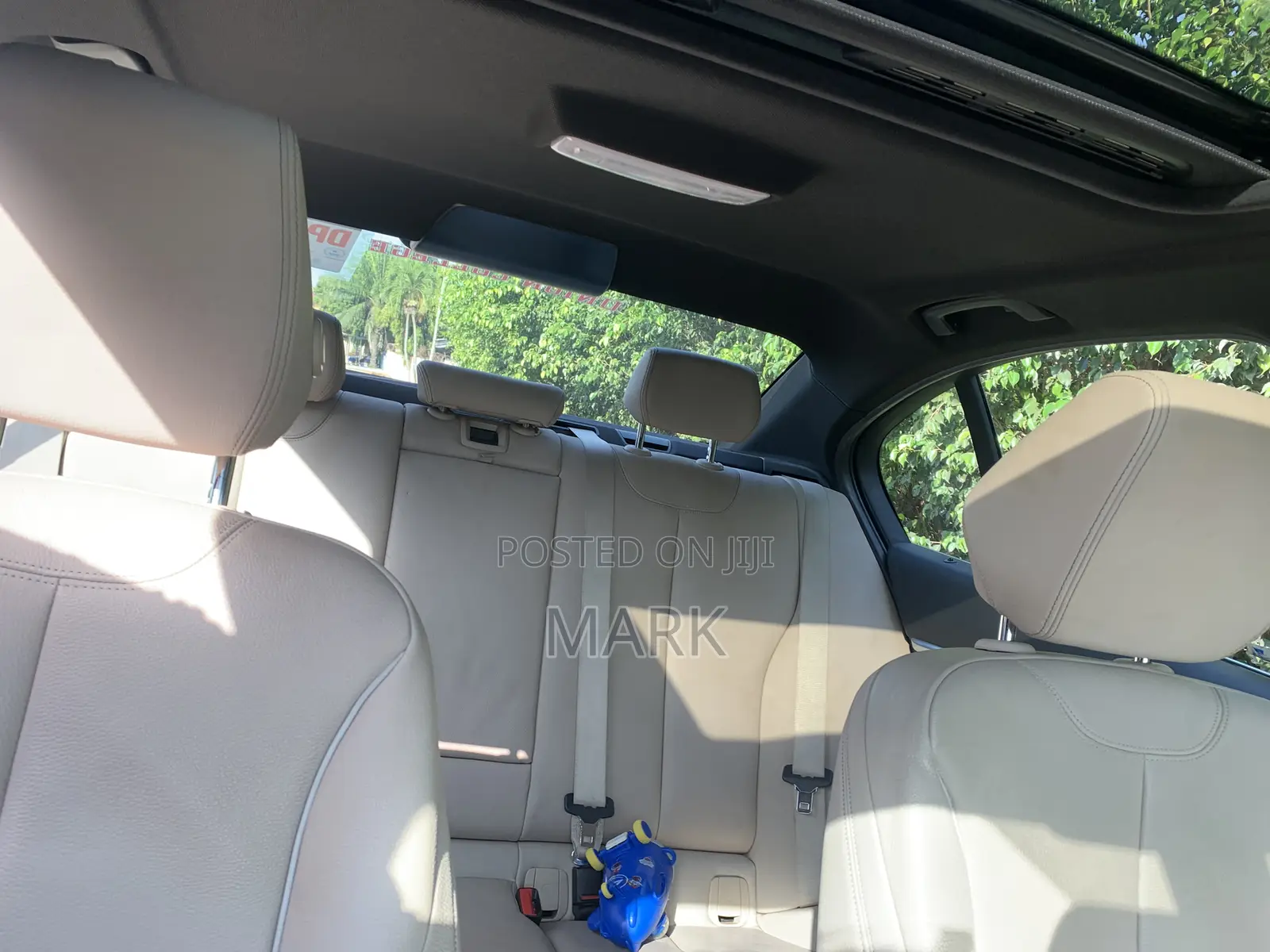 BMW 330i 2017 Black