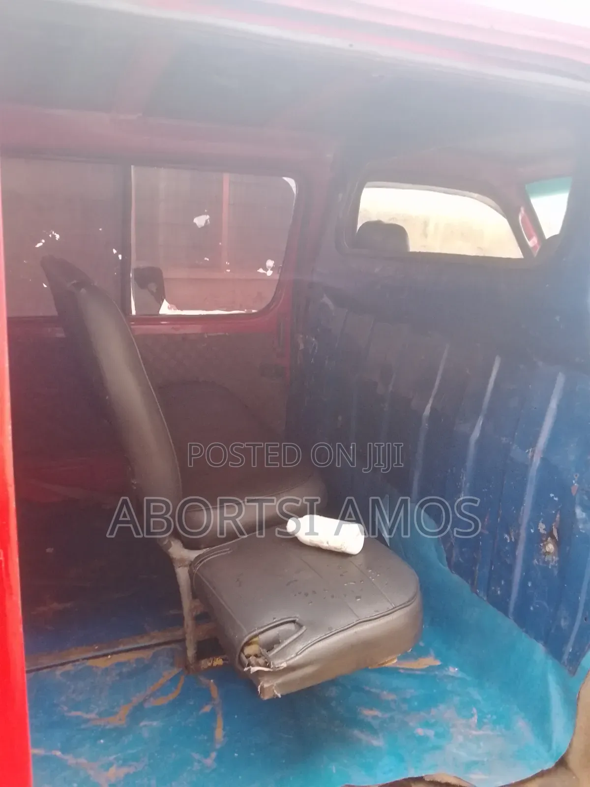 Toyota HiAce 1992 Red