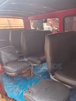 Toyota HiAce 1992 Red