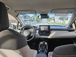 Toyota Corolla LE 2021 Black
