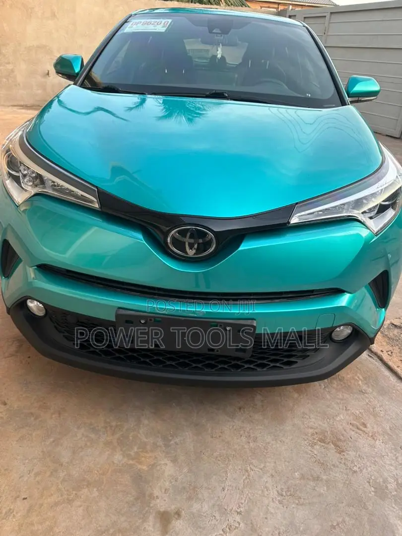 Toyota C-HR 2021 Green