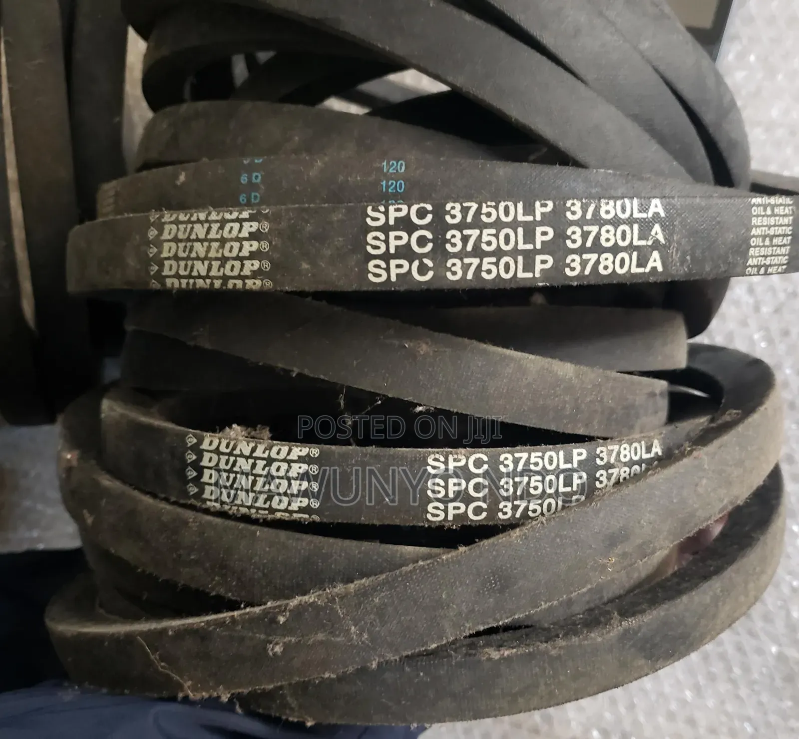 Vee Belts and Fan Belts for Machines and Industries