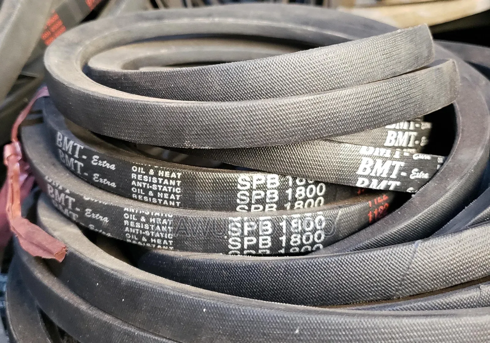 Vee Belts and Fan Belts for Machines and Industries