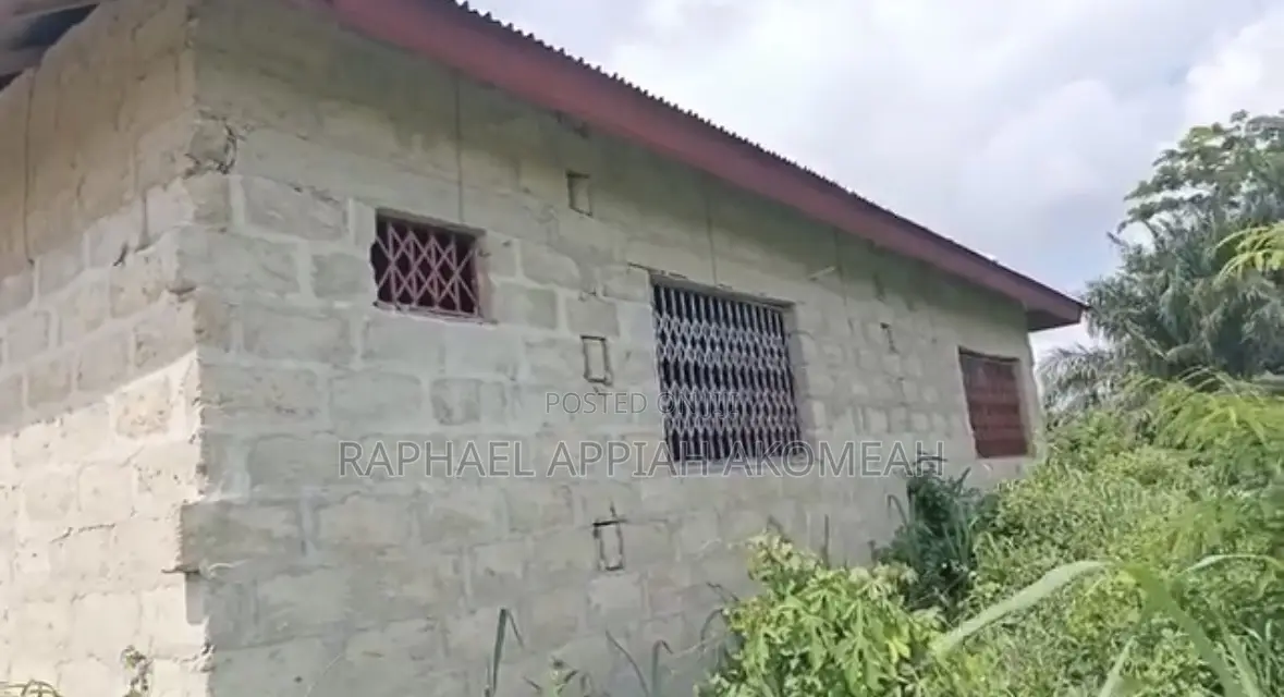 2bdrm House in Assin North Municipal for sale