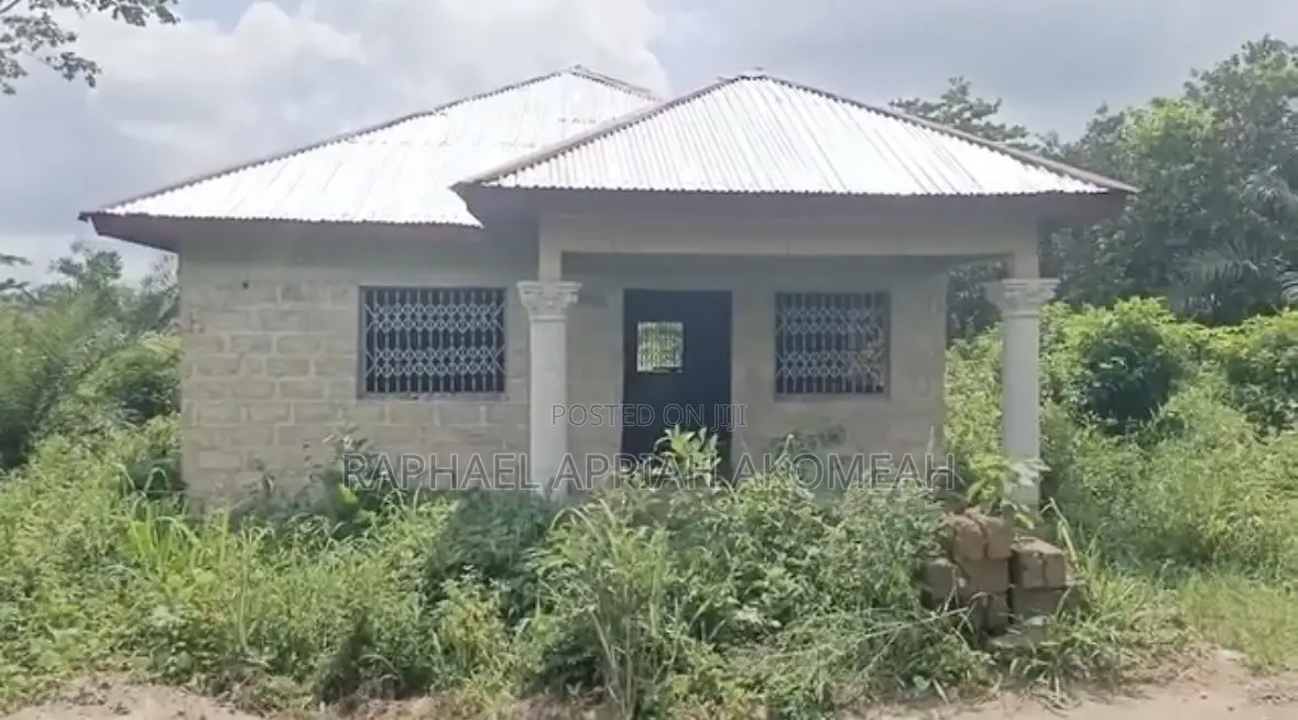 2bdrm House in Assin North Municipal for sale