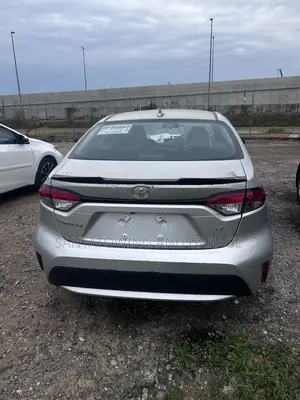 Toyota Corolla LE 2023 Silver