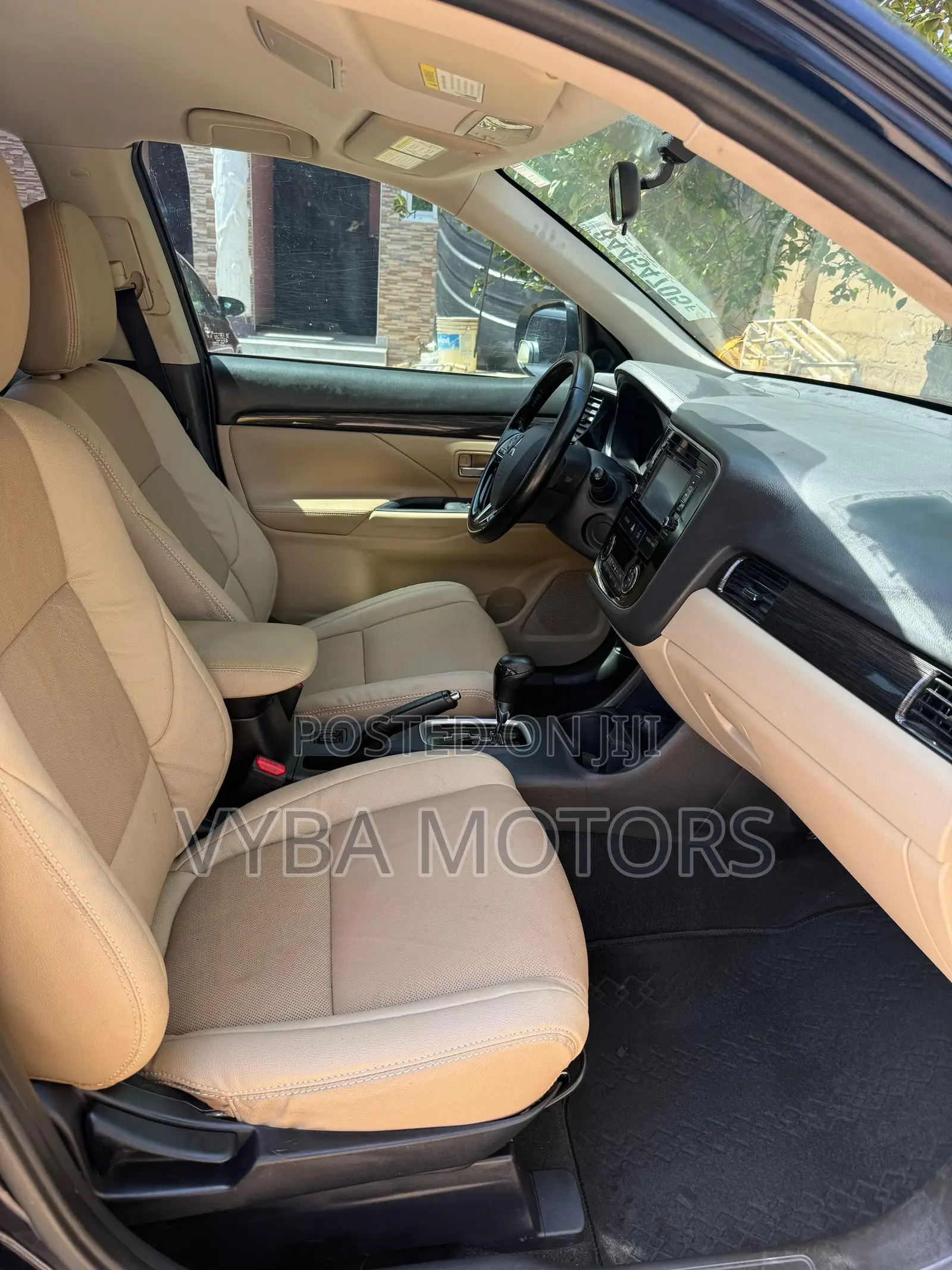 Mitsubishi Outlander 2016 Blue