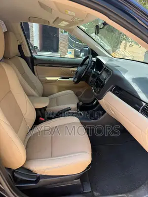 Mitsubishi Outlander 2016 Blue