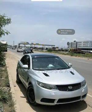 Kia Cerato 2010 Silver