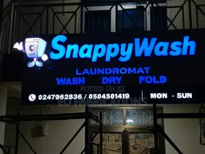Snappywash Signage
