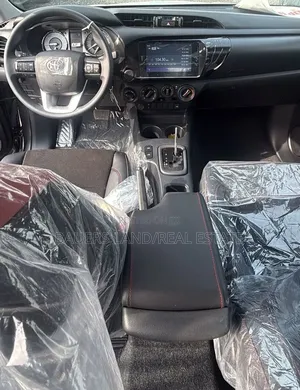 New Toyota Hilux 2024