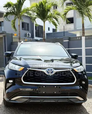 Toyota Highlander XLE 2022 Black