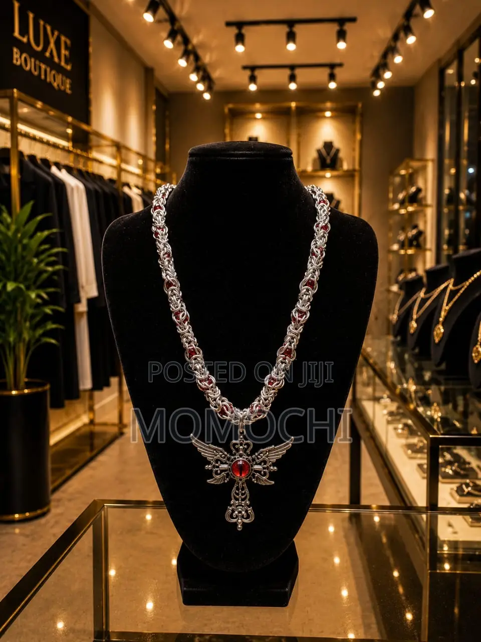 Ice Momochi Chain