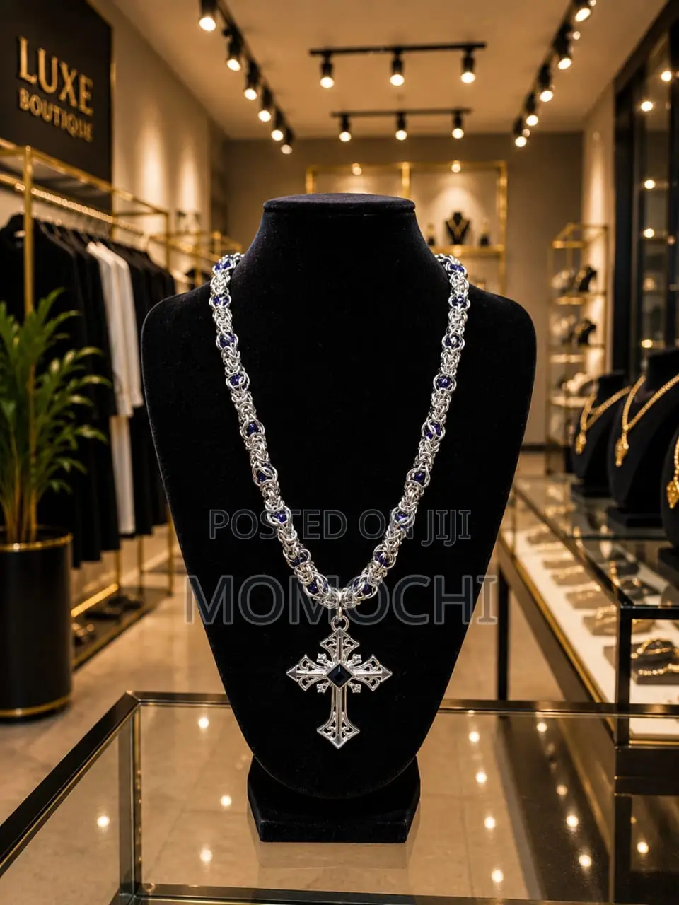 Ice Momochi Chain