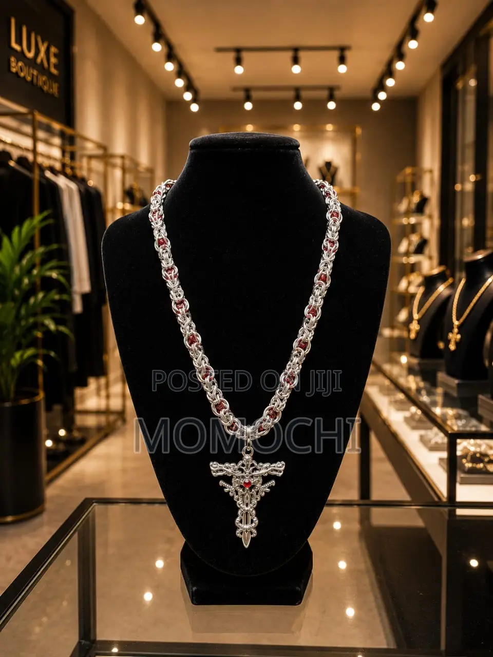 Ice Momochi Chain