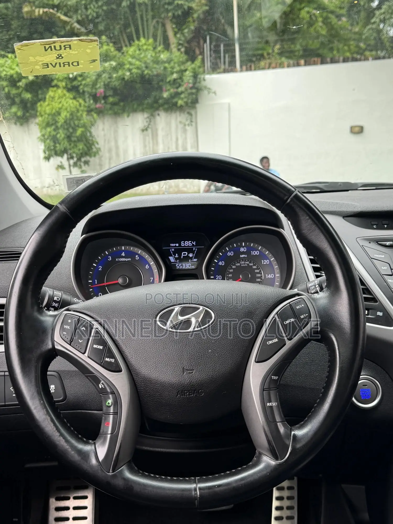 Hyundai Elantra Limited 4dr Sedan (1.8L 4cyl 6A) 2015 White