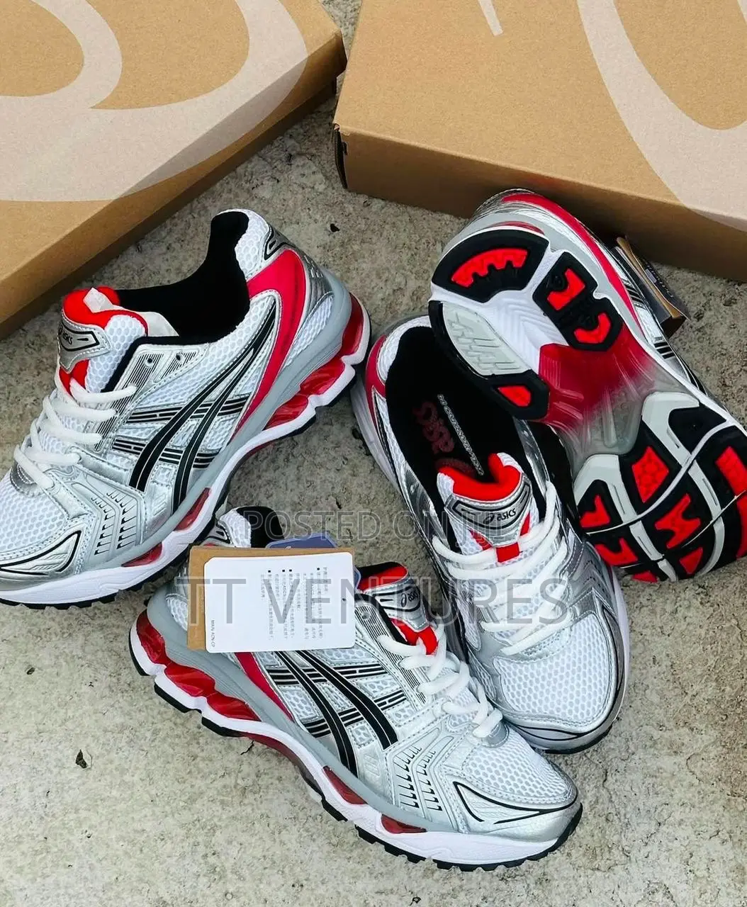Asics Leader
