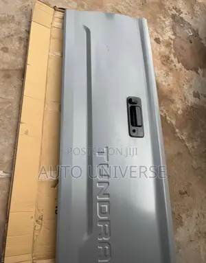 Toyota Tundra 2019, 2020, 2021 Tailgate Available