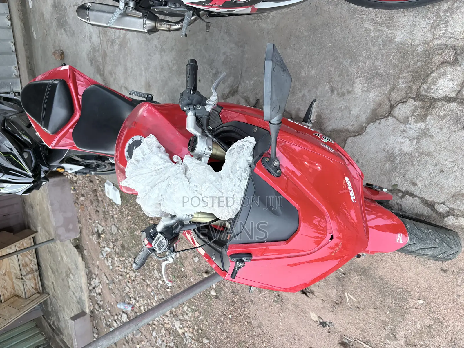 Ducati 2023 Red