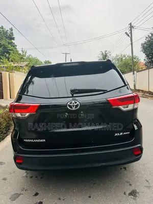 Toyota Highlander XLE 2019 Black