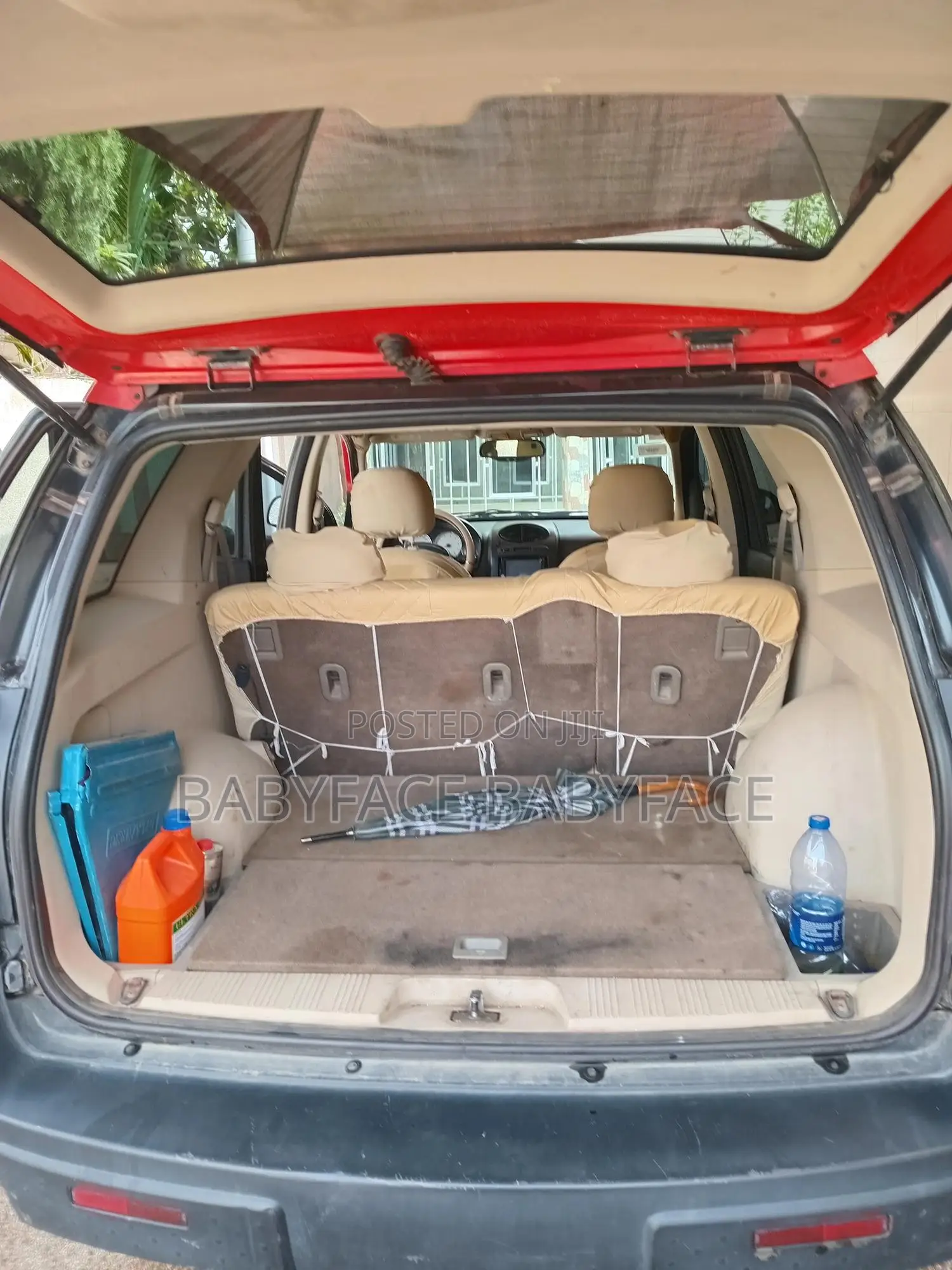 Saturn Vue 4 AWD 2005 Red