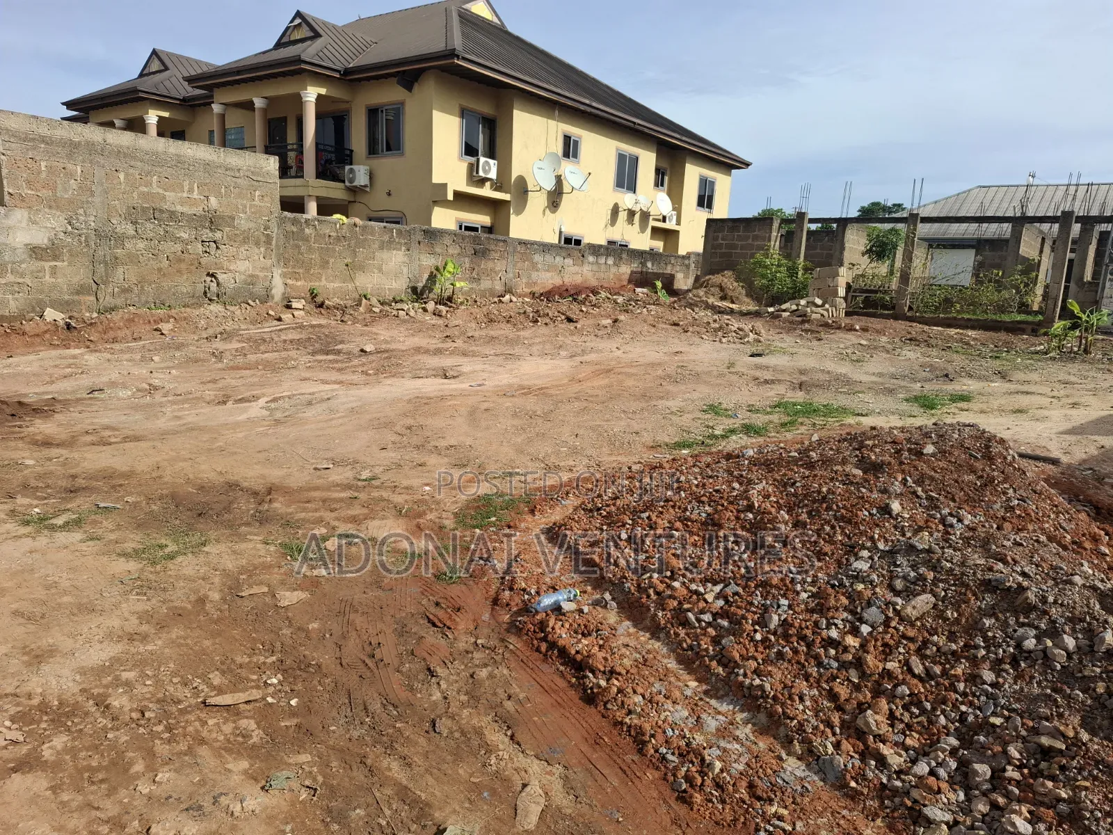 Half Plot of Land for Sale in Ahodwo Daban