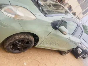 Toyota Vitz 2010 Beige