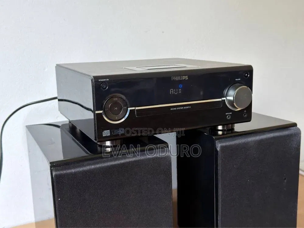 Powerful Philips Excellent Sound Cd/Usb/ Bt/Radio/iPhone iPod Dock/Aux