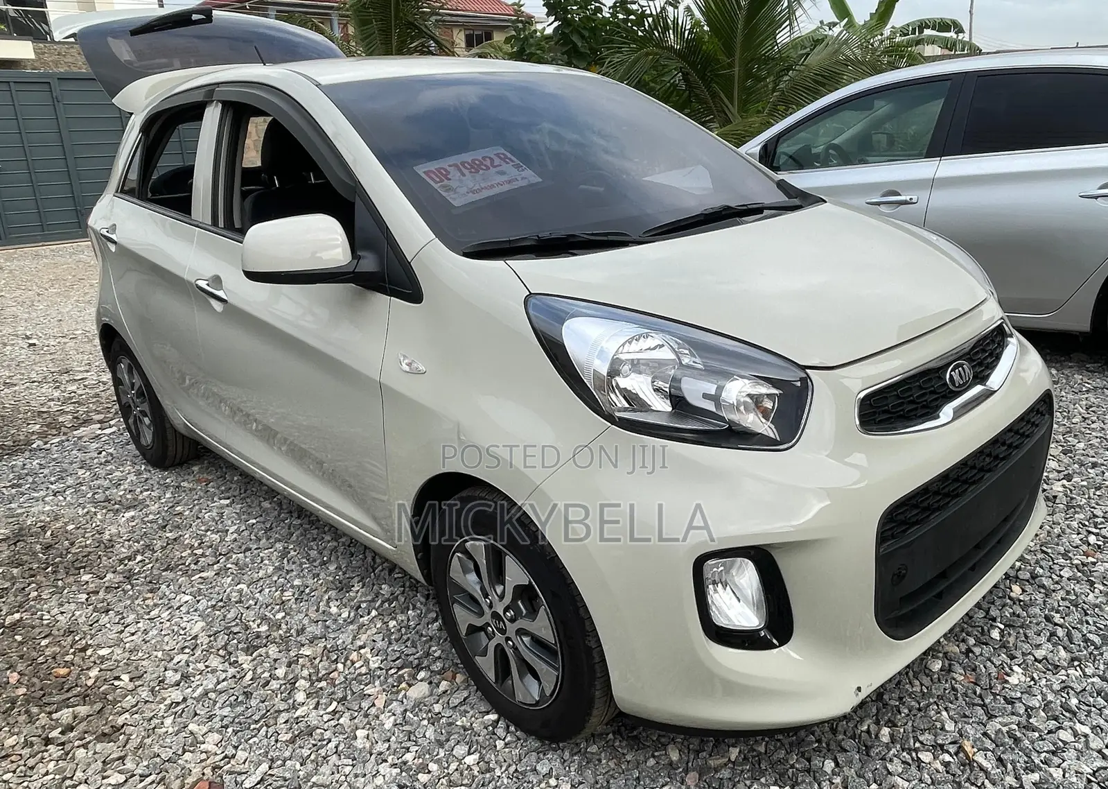 Kia Morning 2016 Beige