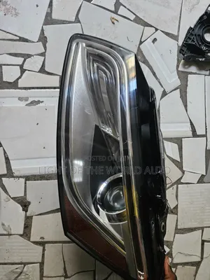Audi Q5 Headlight Charger Type Left Side