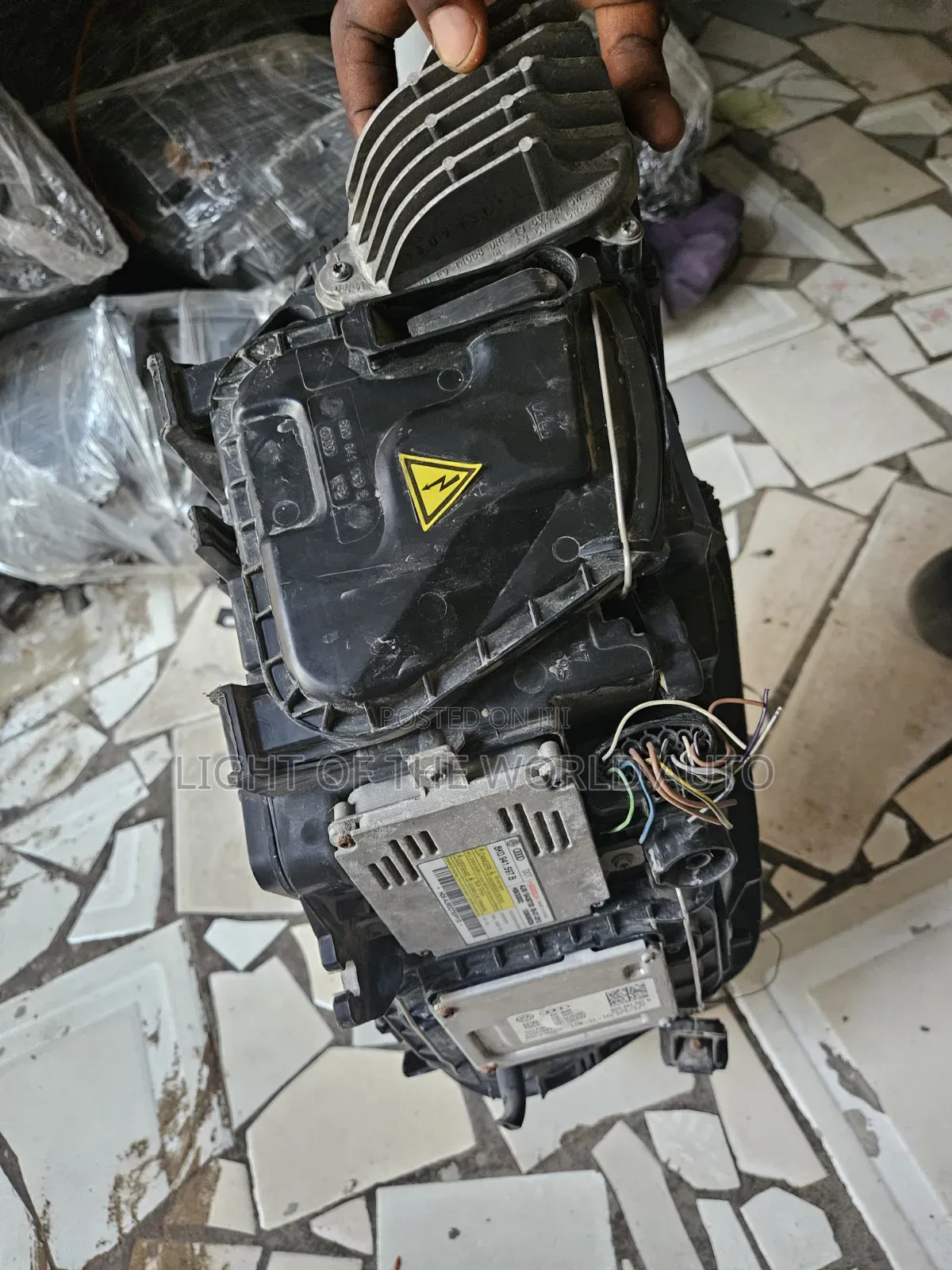 Audi Q5 Headlight Charger Type Left Side