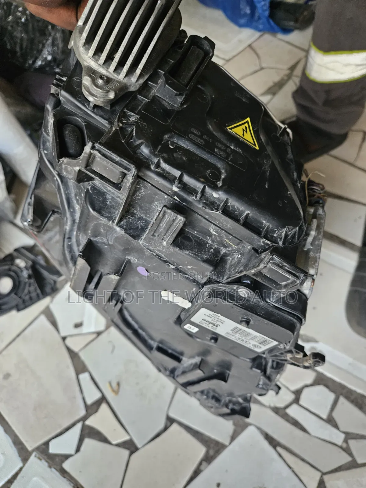 Audi Q5 Headlight Charger Type Left Side