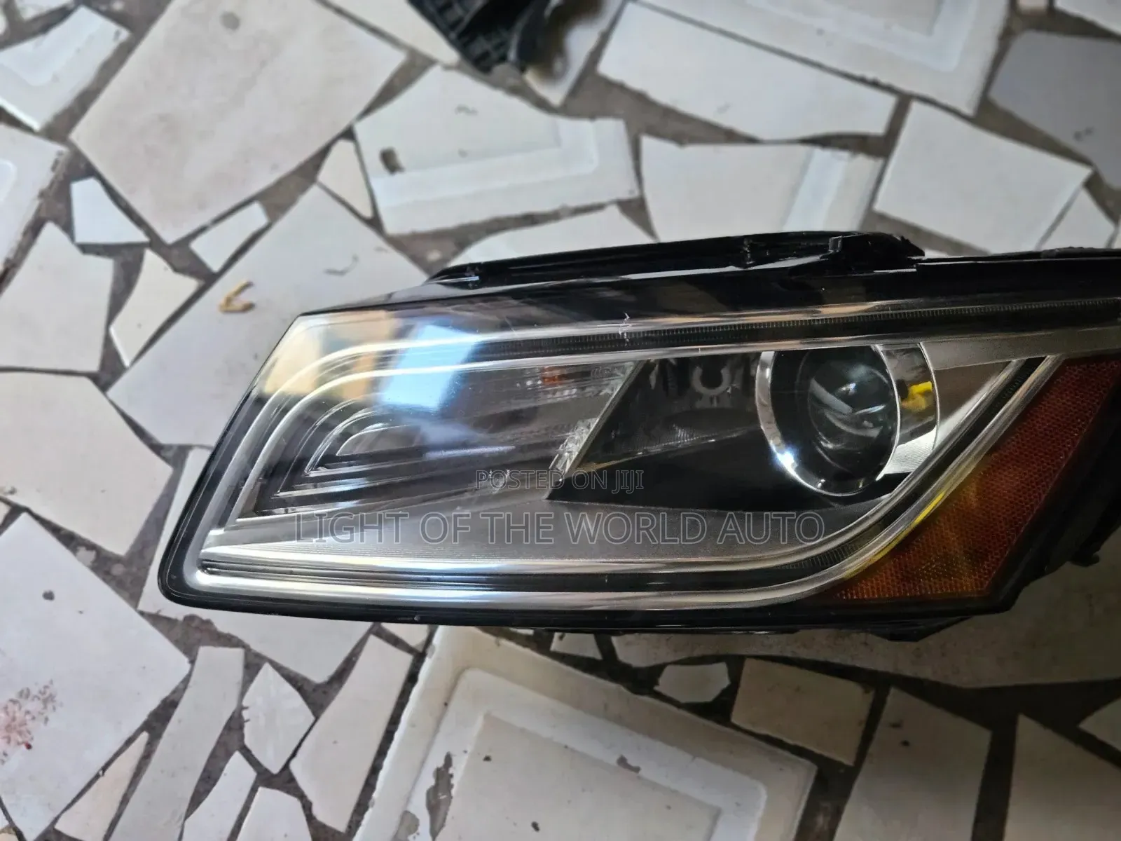 Audi Q5 Headlight Charger Type Left Side
