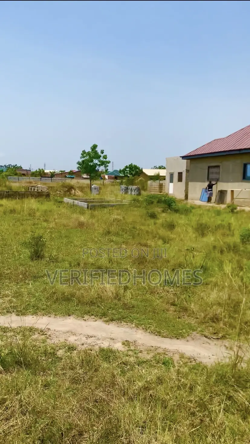 Affordable Land for Sale 75,0000ghc Location:Katamanso Apolonia Road