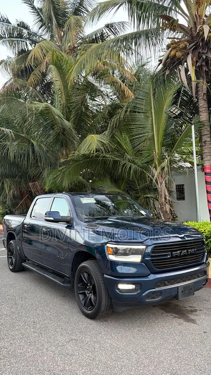 Dodge RAM 1500 5.7 Petrol AWD 2021 Blue