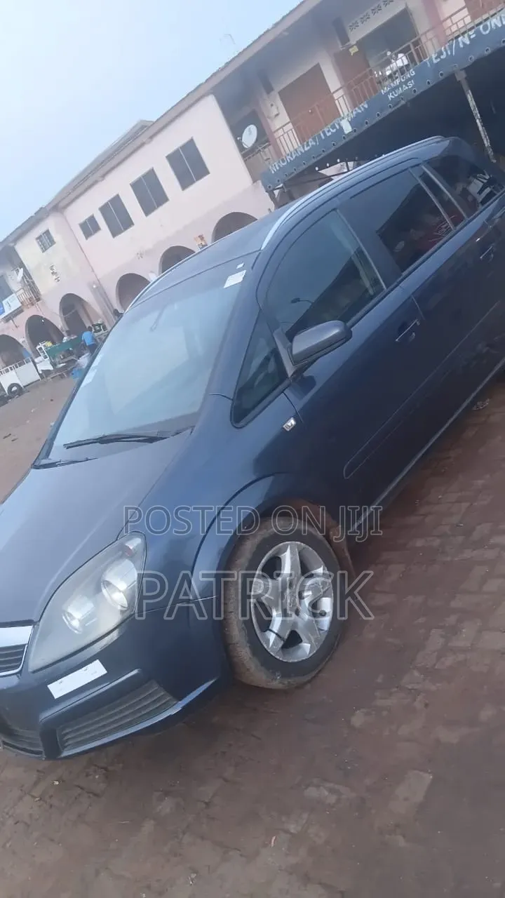 Opel Zafira 1.8 2008 Black