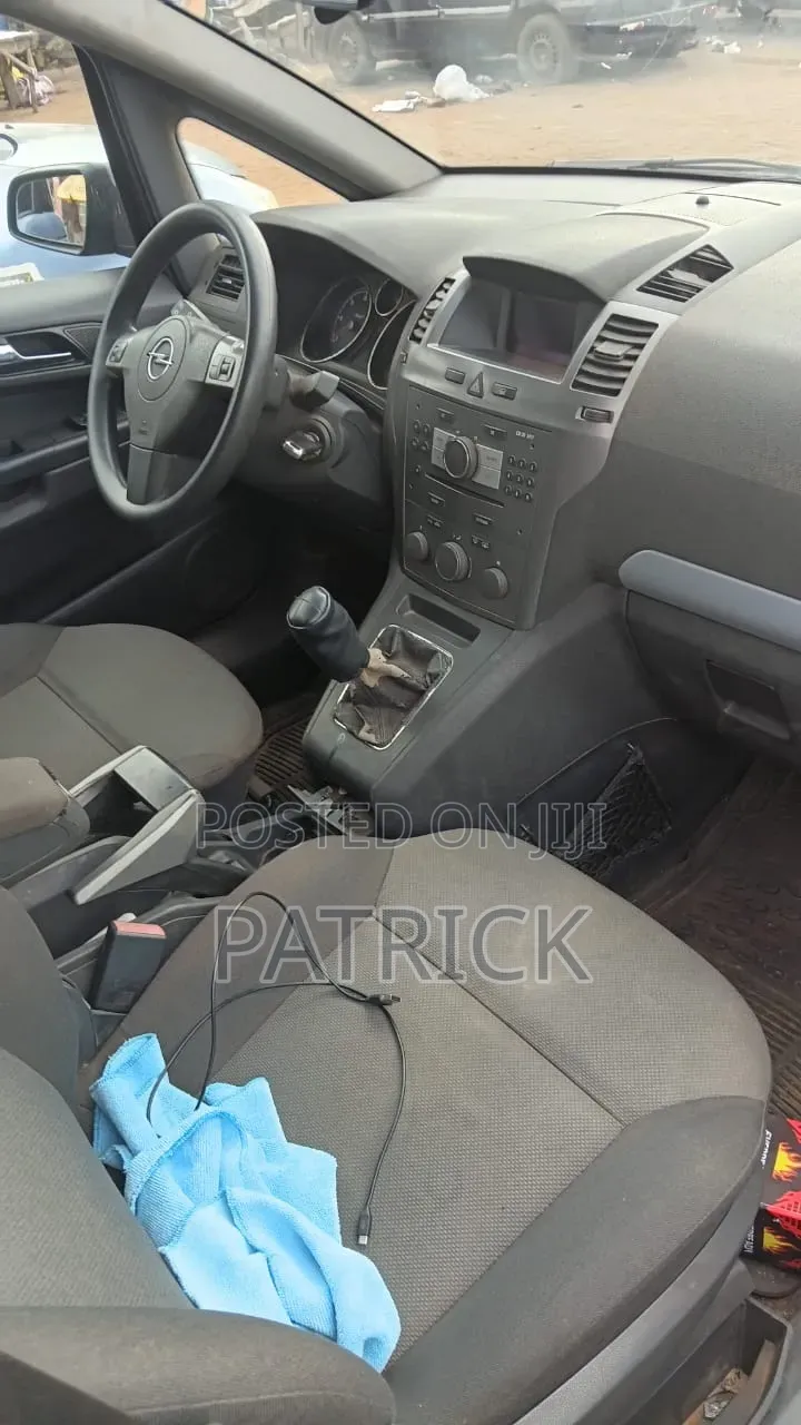 Opel Zafira 1.8 2008 Black