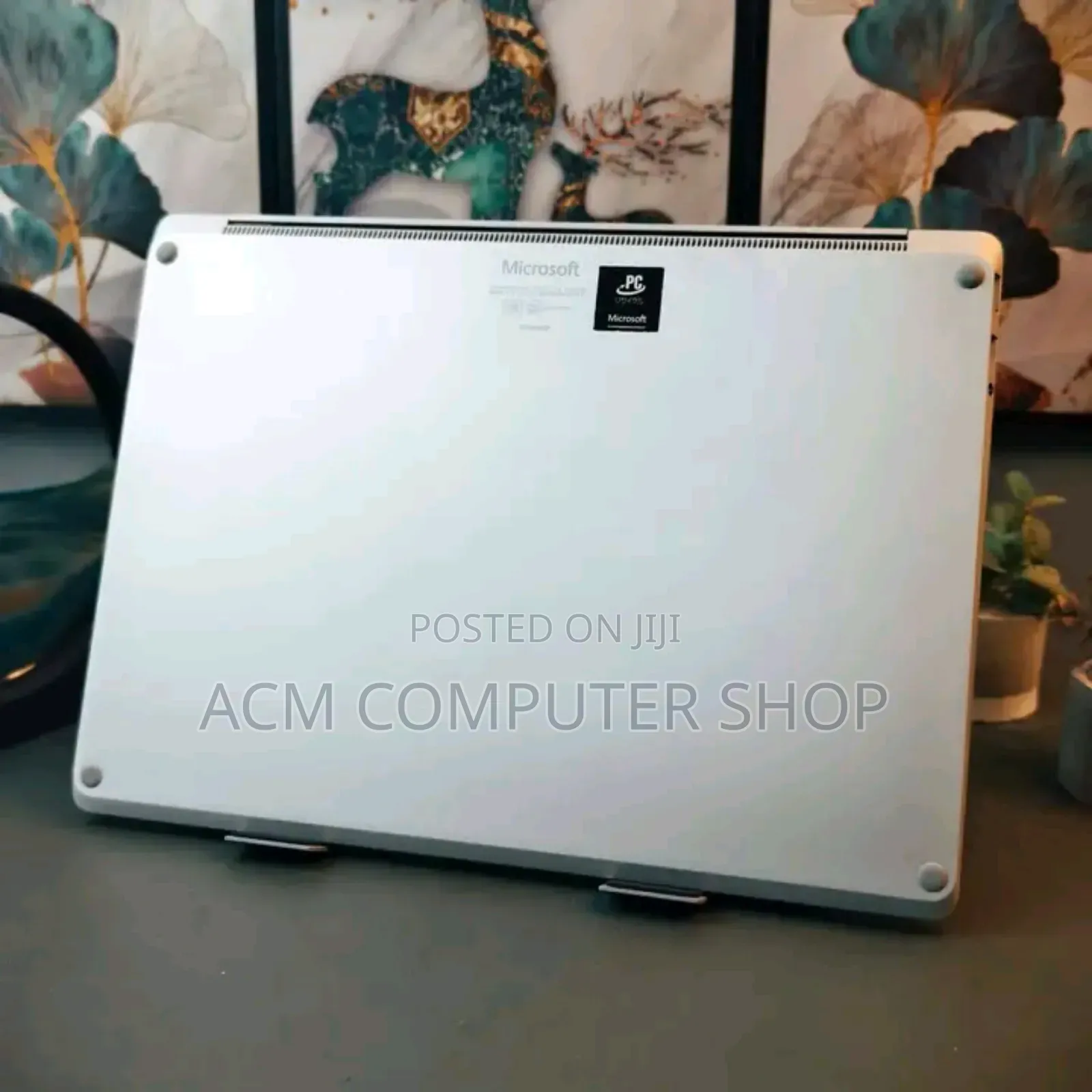 New Laptop Microsoft Surface Laptop 8GB Intel Core i5 SSD 512GB
