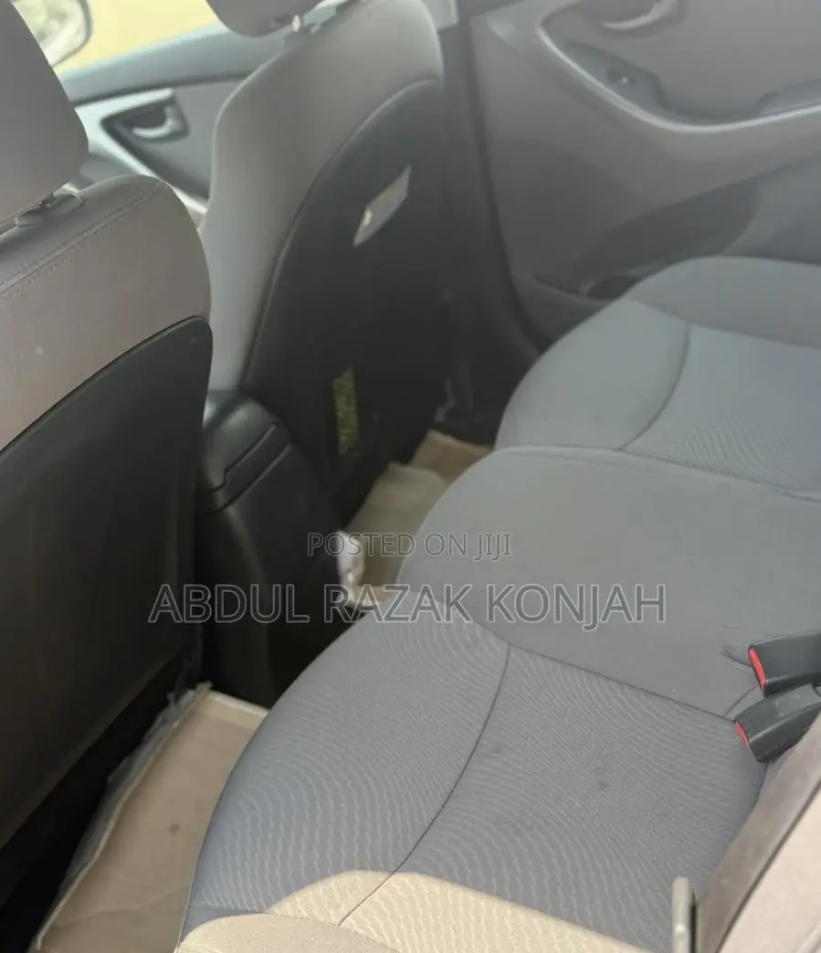 Hyundai Elantra 2014 Silver