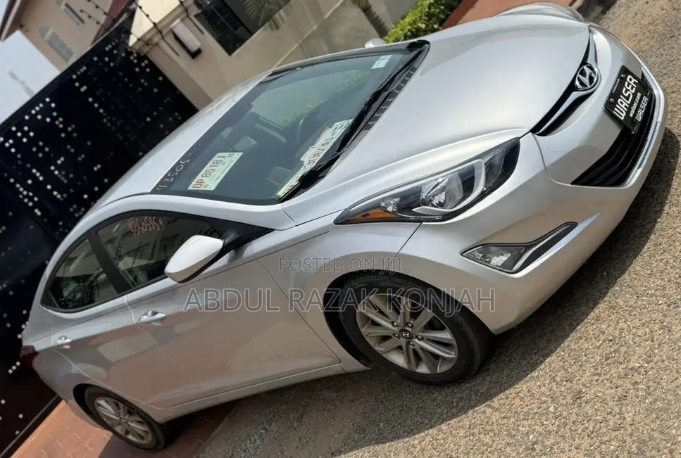 Hyundai Elantra 2014 Silver