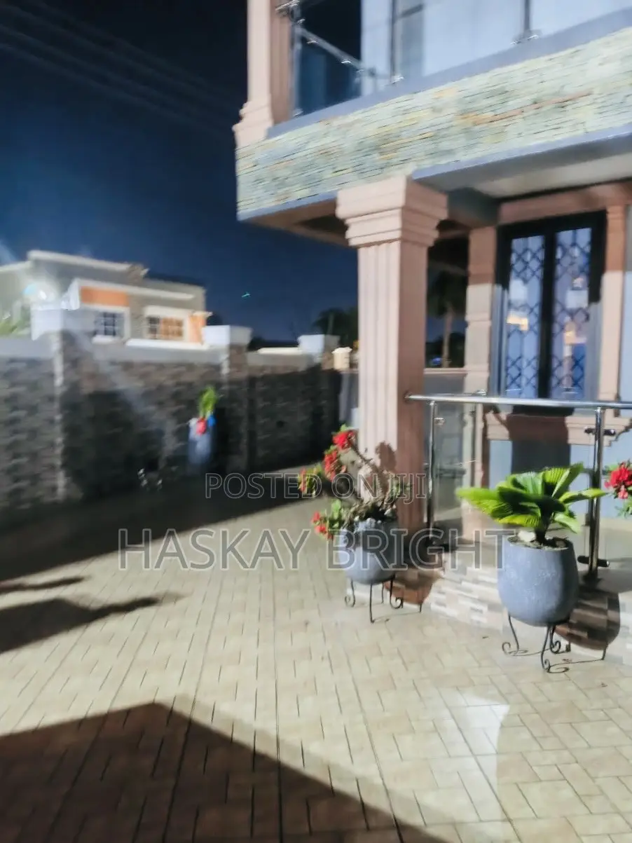 4bdrm House in Tesano for rent