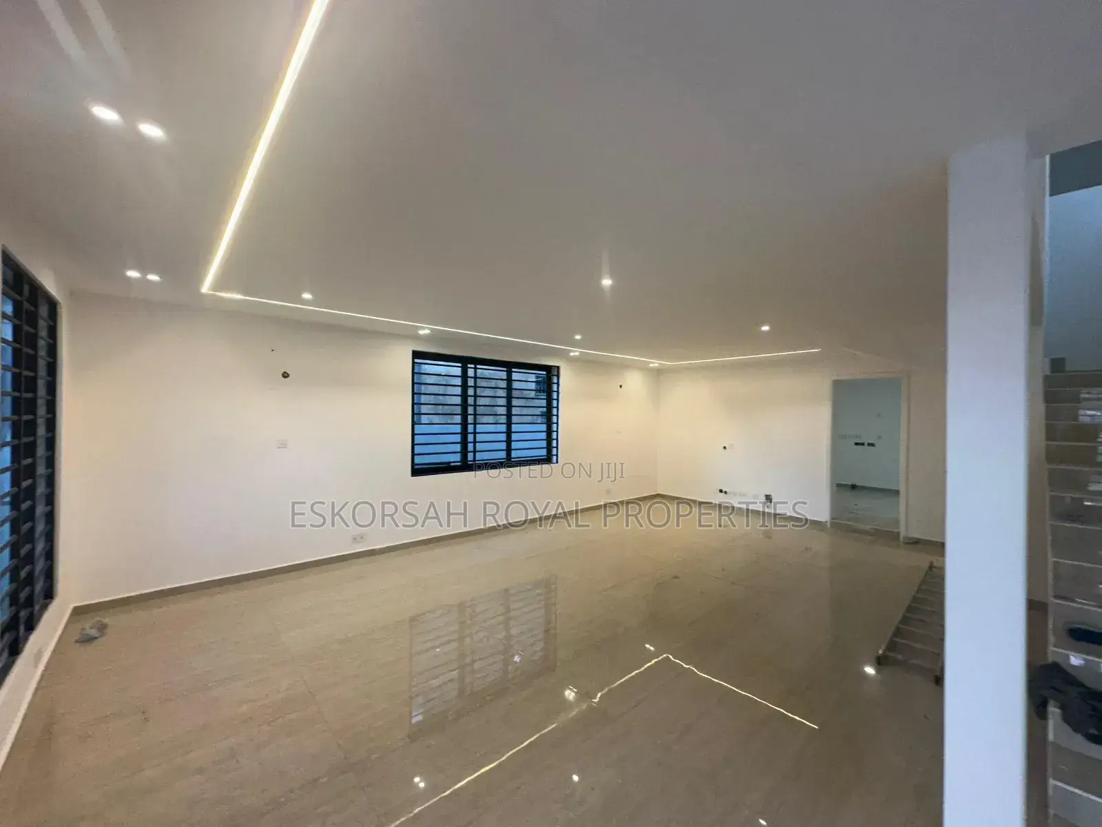 4bdrm House in Kwabenya for sale