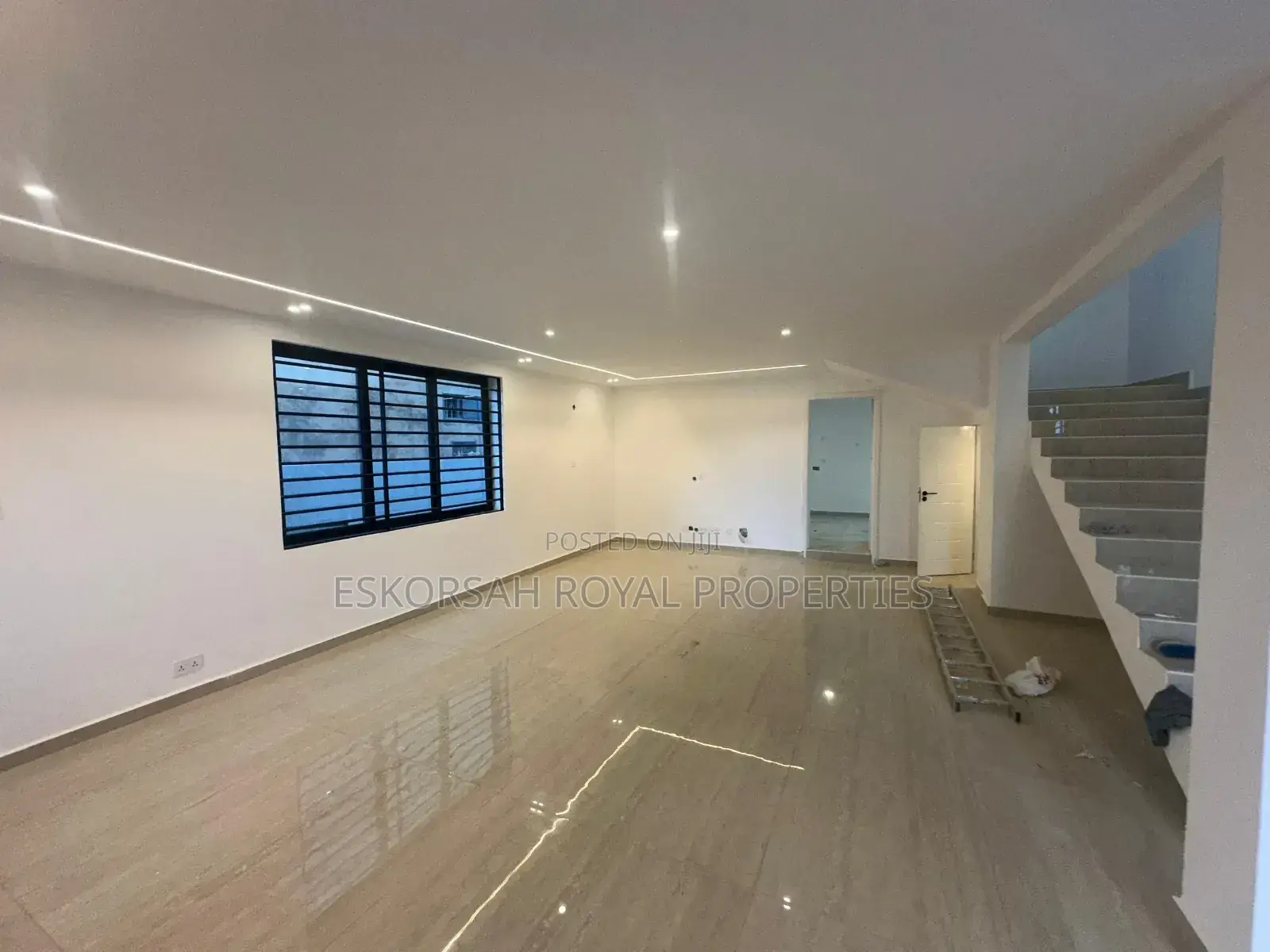 4bdrm House in Kwabenya for sale